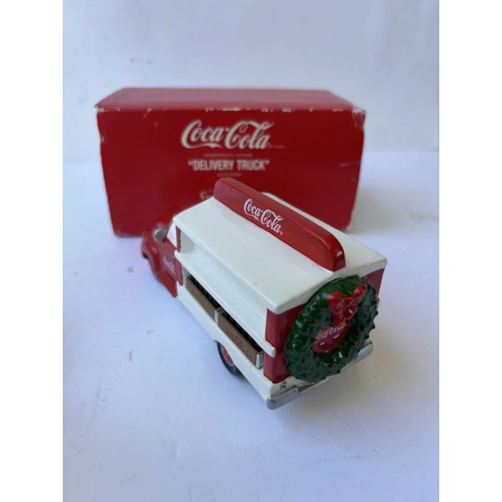 THE ORIGINAL SNOW VILLAGE‎ DEPARTMENT 56 COCA-COLA 